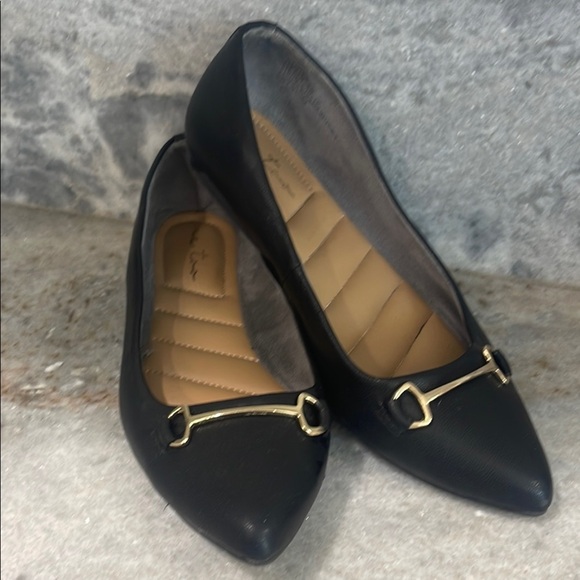 Me Too Buckle Black Ballet Flats - Picture 1 of 7